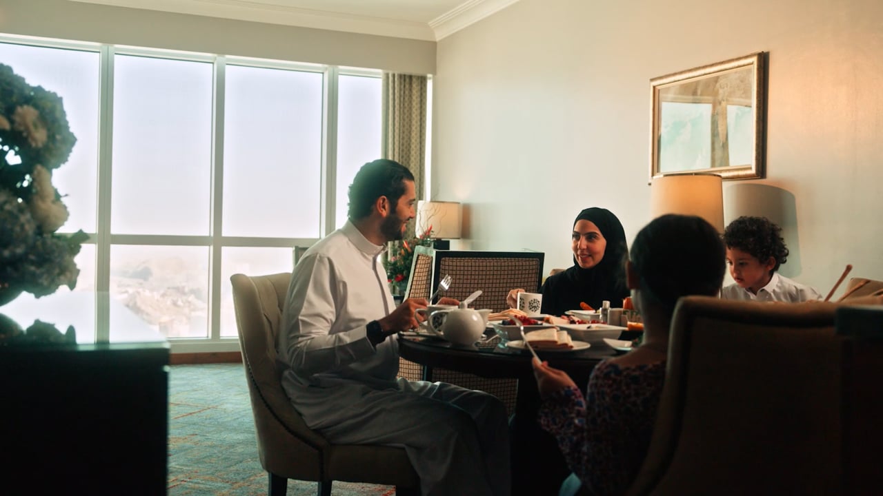 العائلة — سويس أوتيل المقام